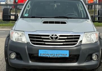 Toyota Hilux 154.000 km 19.999 &euro; Bottrop 46238
