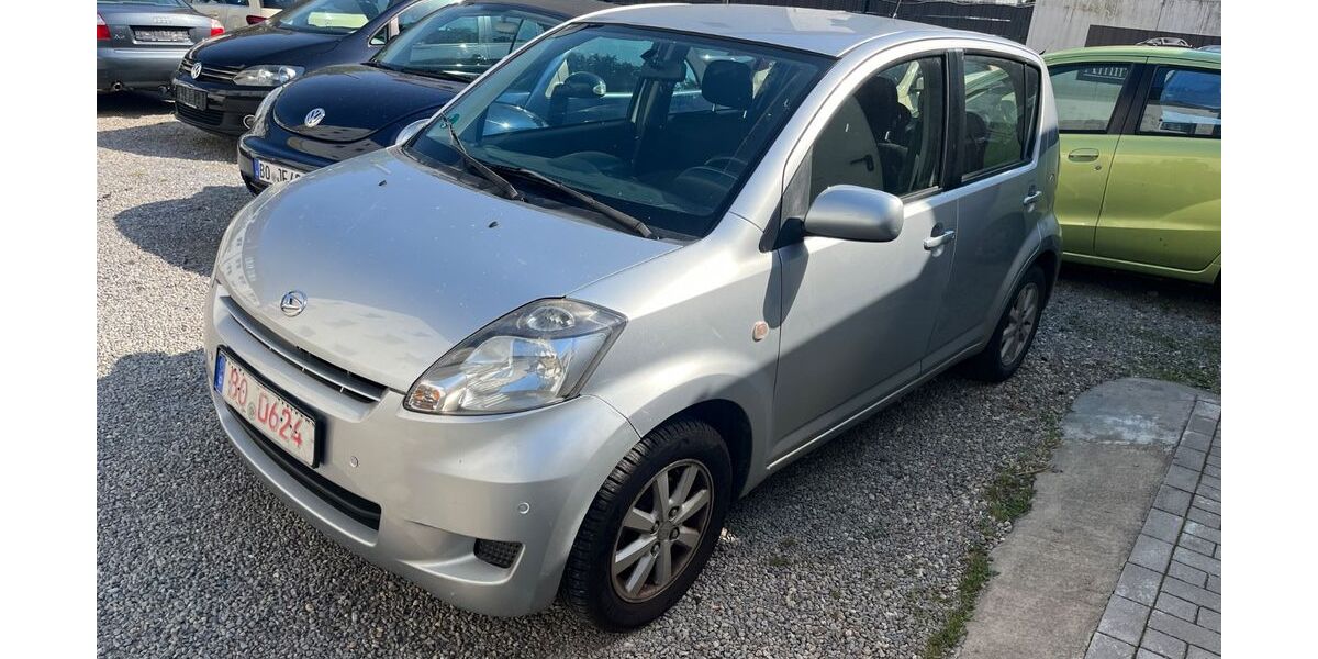 Daihatsu Sirion 145.000 km 2.100 &euro; Bochum 44795