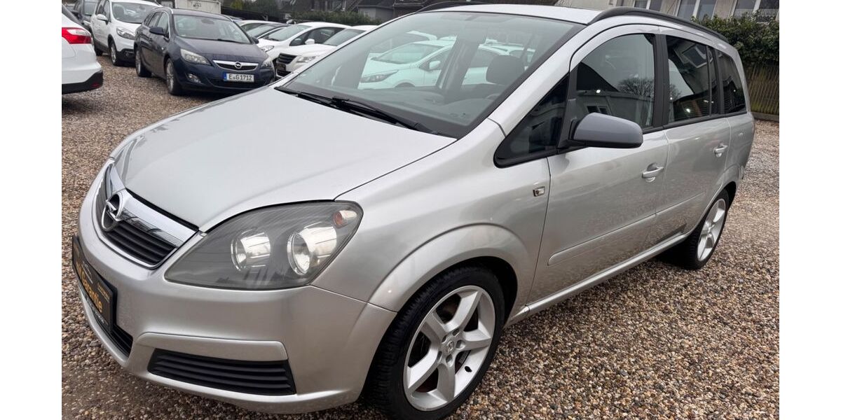 Opel Zafira 157.000 km 4.499 &euro; Essen 45355