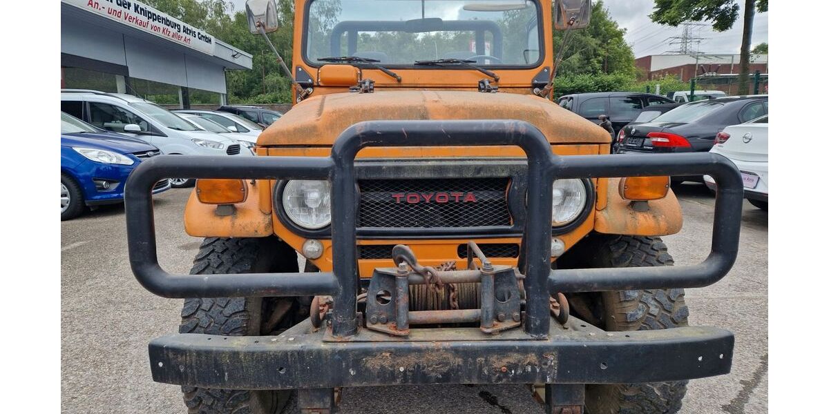 Toyota Land Cruiser 69.000 km 9.850 &euro; Bottrop 46238