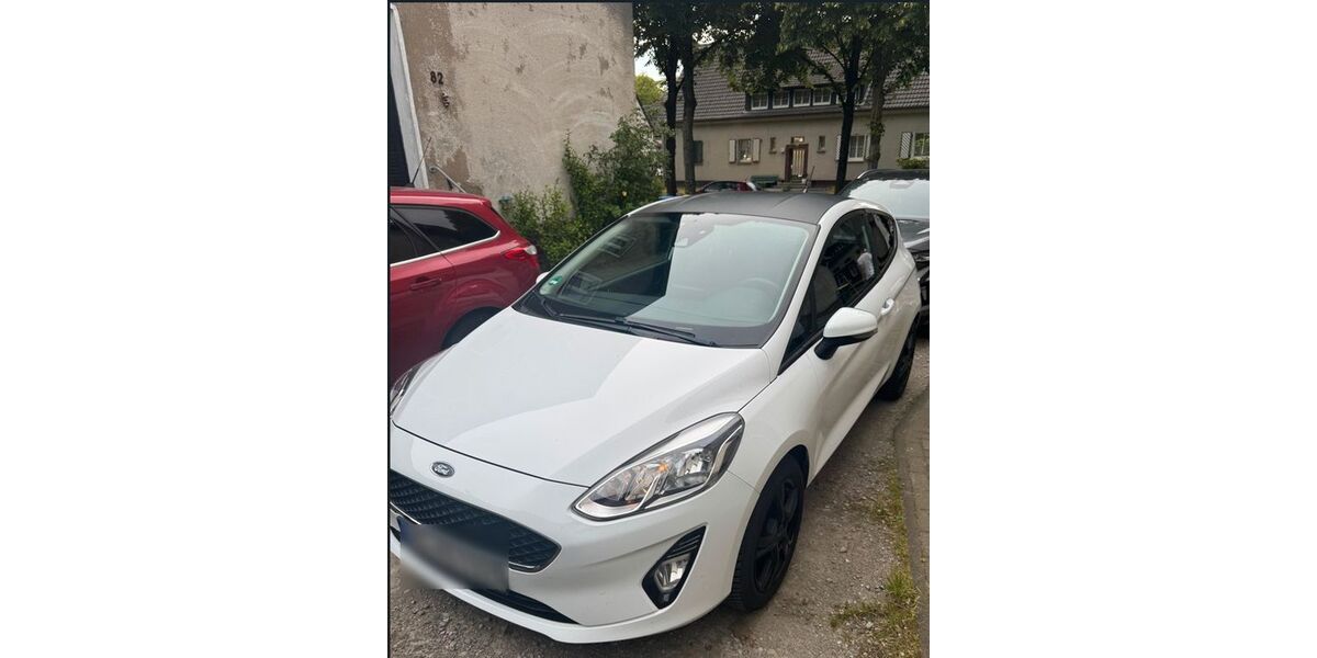 Ford Fiesta 62.350 km 6.950 &euro; Moers 47443