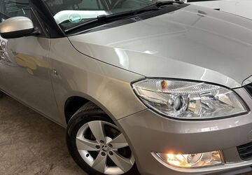 Skoda Roomster 95.000 km 6.900 &euro; ESSEN 45326