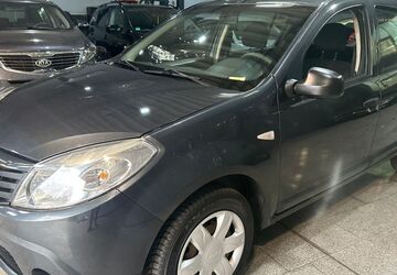 Dacia Sandero 100.000 km 2.990 &euro; Duisburg 47059