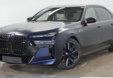 BMW i7 2.448 km 138.870 &euro; Mülheim 45472