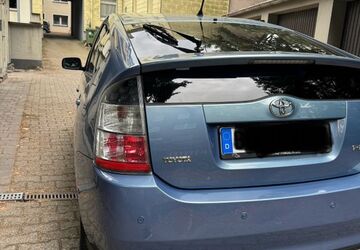 Toyota Prius 215.000 km 4.900 &euro; Bottrop 46238