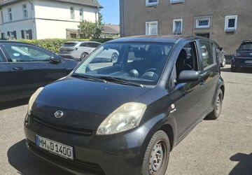 Daihatsu Sirion 128.716 km 1.350 &euro; Mülheim an der Ruhr 45473