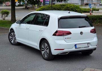 VW Golf 64.000 km 16.000 &euro; Essen 45357