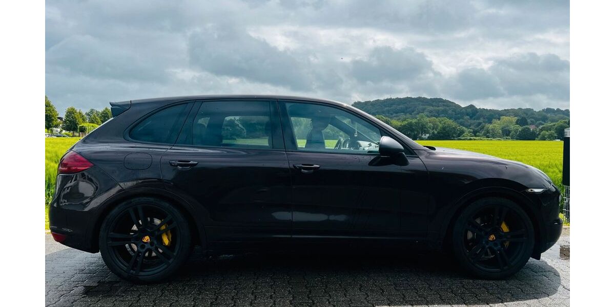 Porsche Cayenne 289.500 km 16.900 &euro; Bottrop 46242
