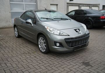 Peugeot 207 116.982 km 4.990 &euro; Bottrop 46240