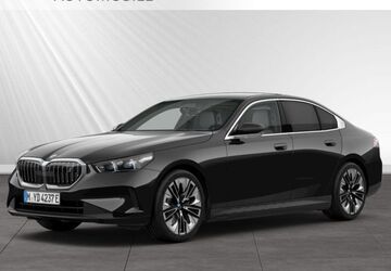 BMW i5 26.070 km 48.741 &euro; Moers 47441