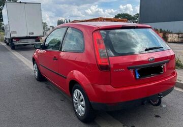 Ford Fiesta 91.000 km 2.000 &euro; Duisburg 47137
