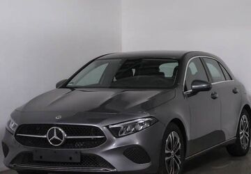 Mercedes-Benz A 180 2.178 km 28.980 &euro; Moers 47441