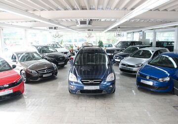 Kia Carens 196.000 km 2.990 &euro; Essen 45356