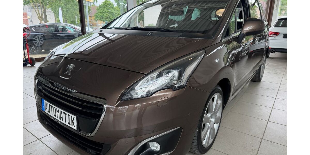 Peugeot 5008 181.382 km 10.890 &euro; Bottrop 46236