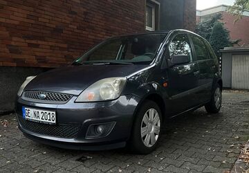 Ford Fiesta 211.850 km 850 &euro; Gelsenkirchen 45899
