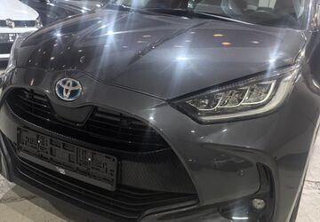 Toyota Yaris 21.485 km 17.800 &euro; Voerde 46562