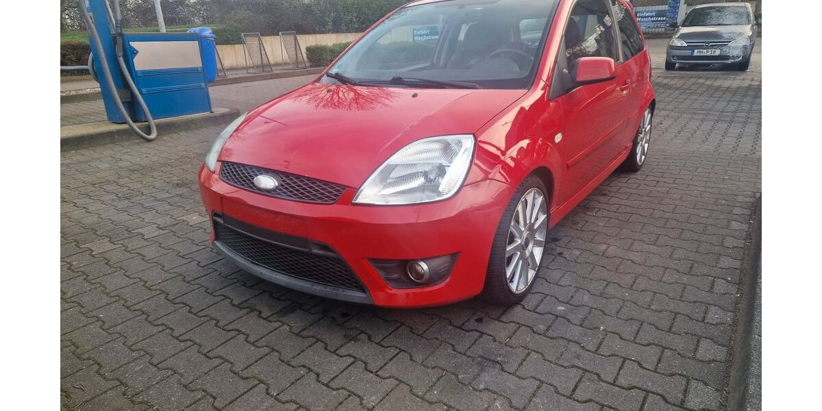 Ford Fiesta 245.000 km 2.000 &euro; Bottrop 46238