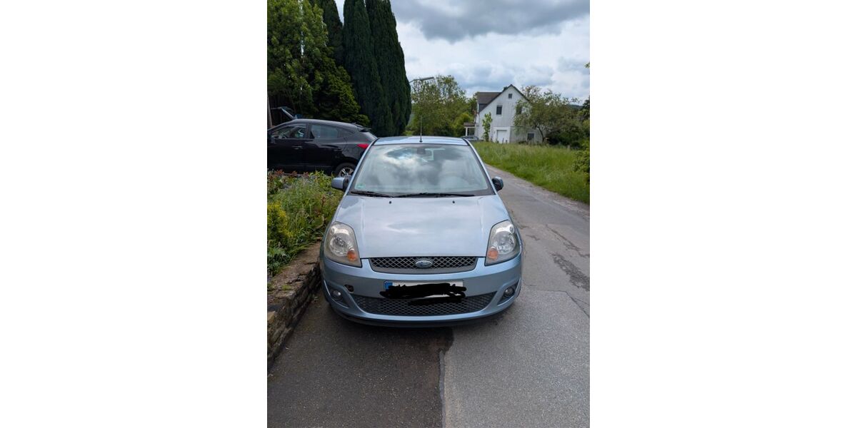 Ford Fiesta 160.000 km 1.200 &euro; Hattingen 45529