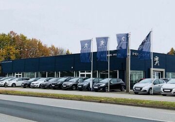 Opel Crossland (X) 9.799 km 15.885 &euro; Gelsenkirchen 45881