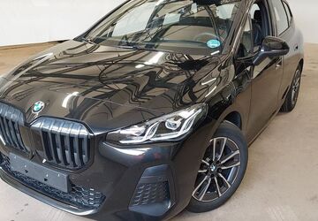 BMW 223 Active Tourer 25.011 km 36.880 &euro; Bottrop 46236