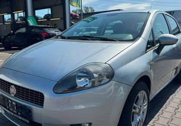 Fiat Grande Punto 131.000 km 2.890 &euro; Bottrop 46238