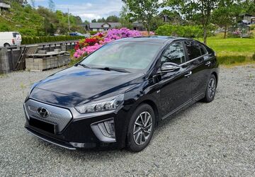 Hyundai IONIQ 76.300 km 13.900 &euro; Essen 45147