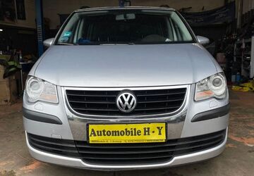 VW Touran 229.000 km 2.900 &euro; Bottrop 46238