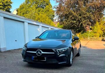 Mercedes-Benz A 180 55.000 km 17.500 &euro; Oberhausen 46049