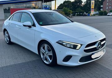Mercedes-Benz A 180 109.000 km 20.000 &euro; Duisburg 47259