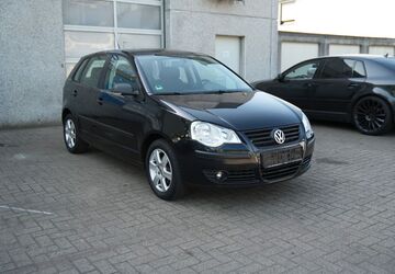 VW Polo 126.895 km 3.390 &euro; Bottrop 46240