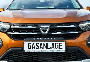 Dacia Sandero 117.705 km 9.999 &euro; Duisburg 47178