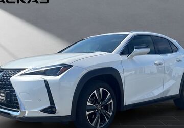 Lexus UX 21.800 km 33.449 &euro; Wesel 46485