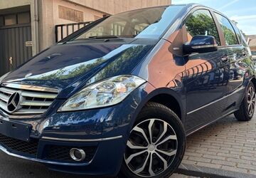 Mercedes-Benz A 160 95.000 km 5.400 &euro; Duisburg 47166