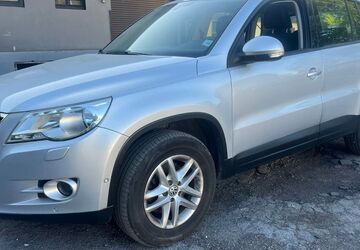 VW Tiguan 246.000 km 4.950 &euro; Oberhausen 46045