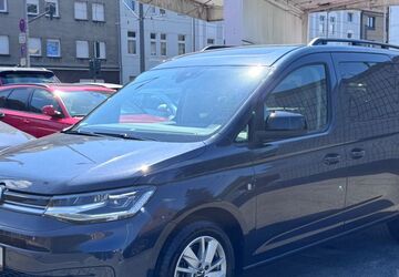 VW Caddy 85.175 km 23.900 &euro; Oberhausen 46045